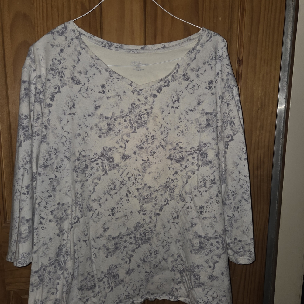 Catherines Floral V-Neck Long Sleeve Top - Cream and Gray